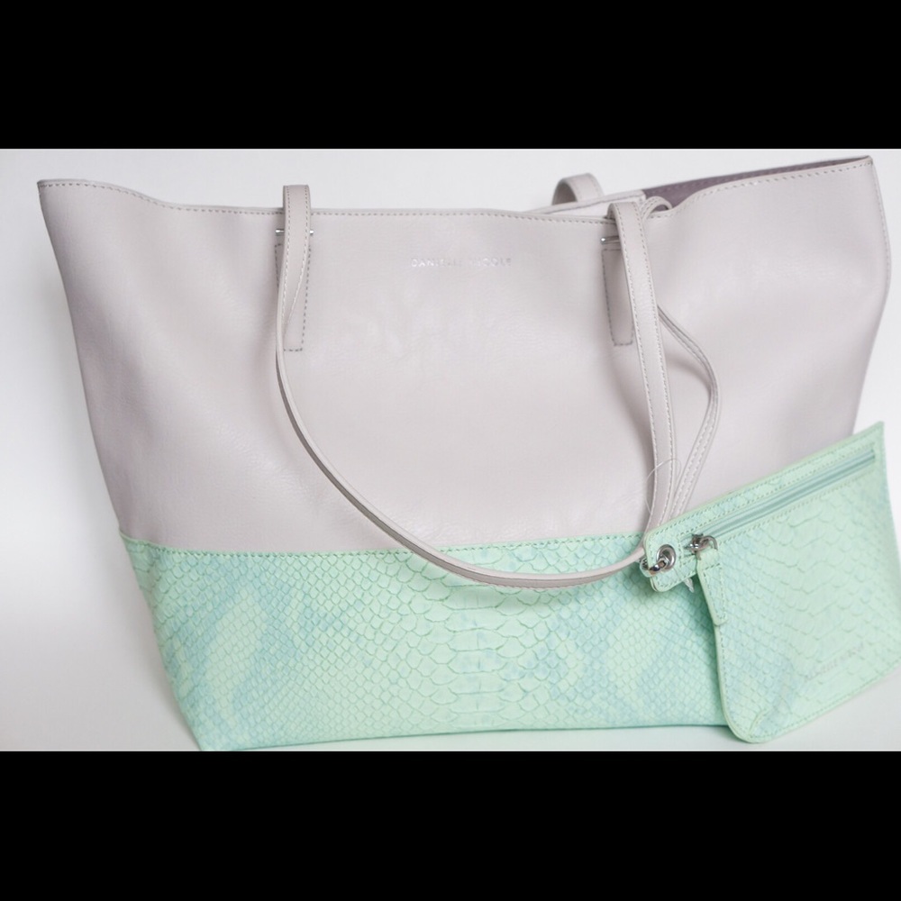 Danielle Nicole “Savannah” tote mint and gray